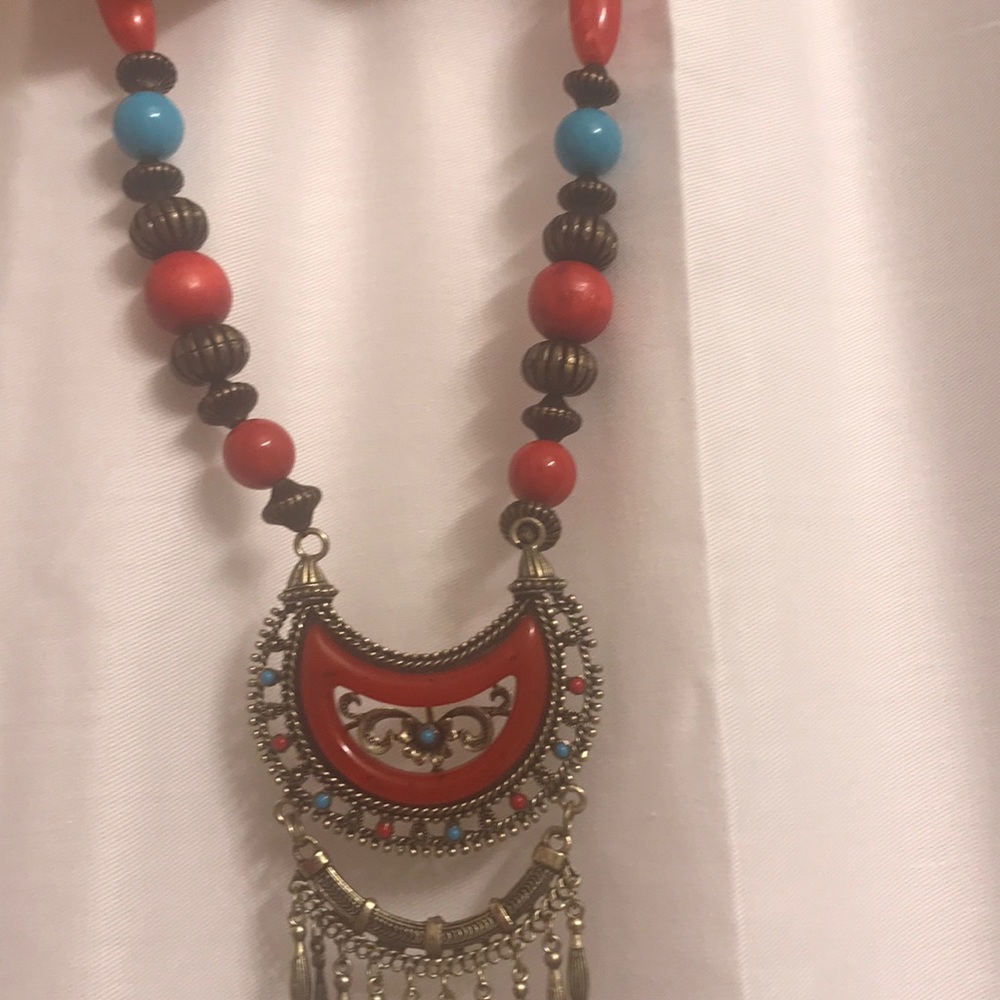 Neckless - Picture 3 of 3